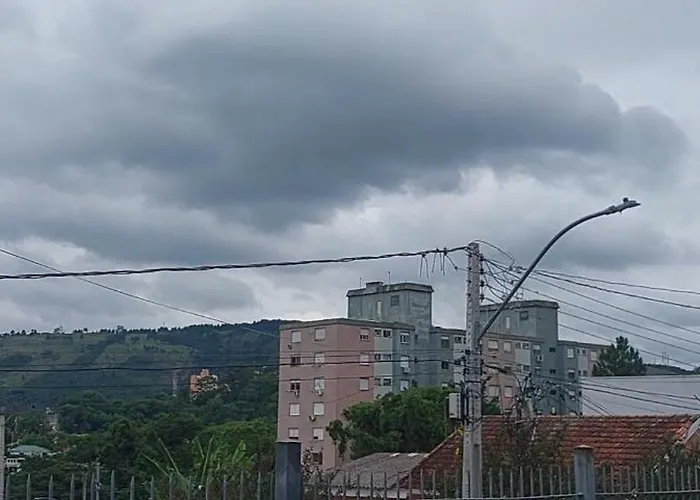 Residencial Pós Cirurgia Acomodação com café da manhã  Porto Alegre